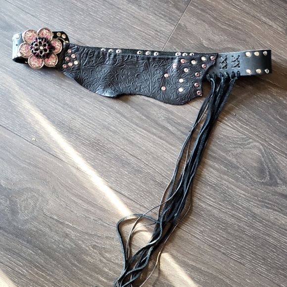 Black belt with tassels & pink rose for festivals - Picture 1 of 8